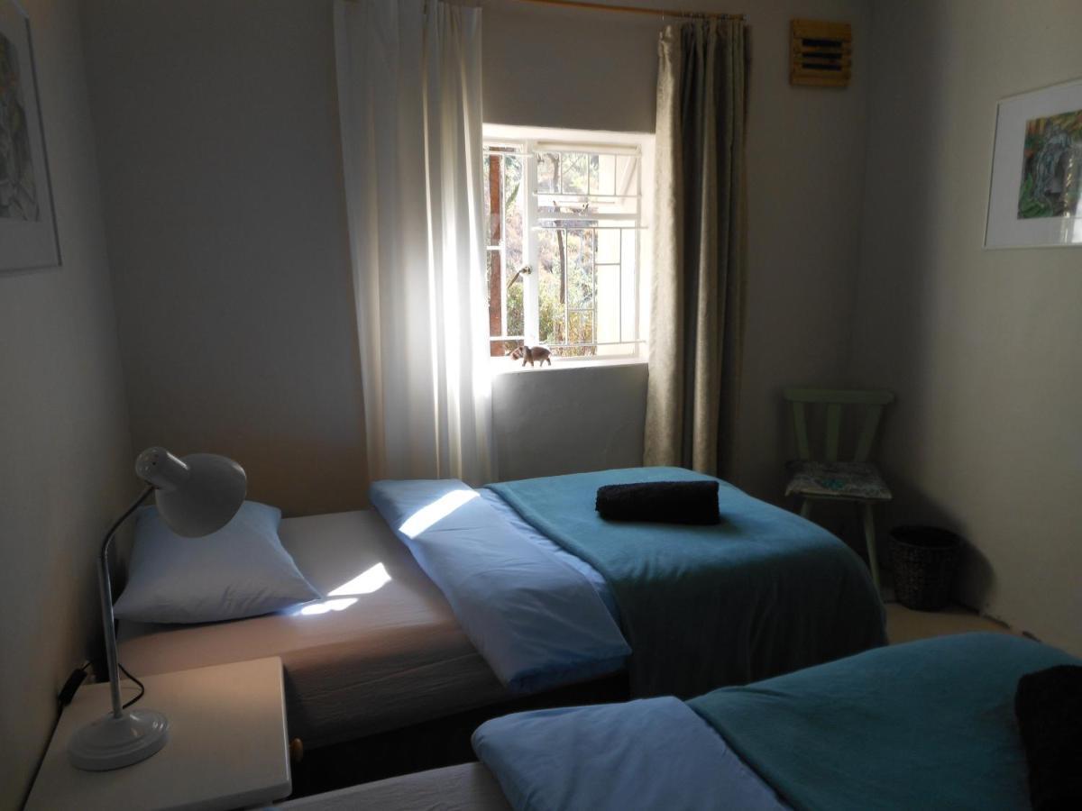 Amber Lagoon Backpackers Lodge Vleirivier エクステリア 写真